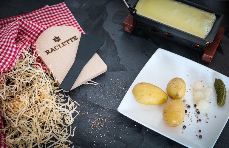 Quel vin boire avec une raclette ? Nos conseils pour ...